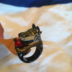 CUTE RING: Wolf with Apple Ring